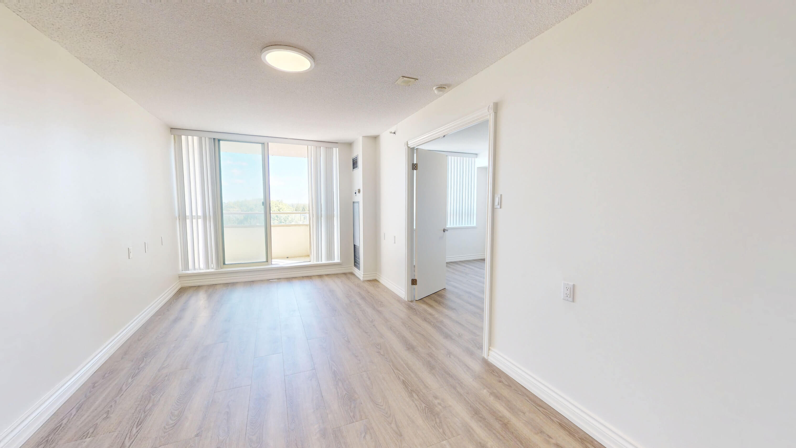1-Bedroom Unfurnished Suite