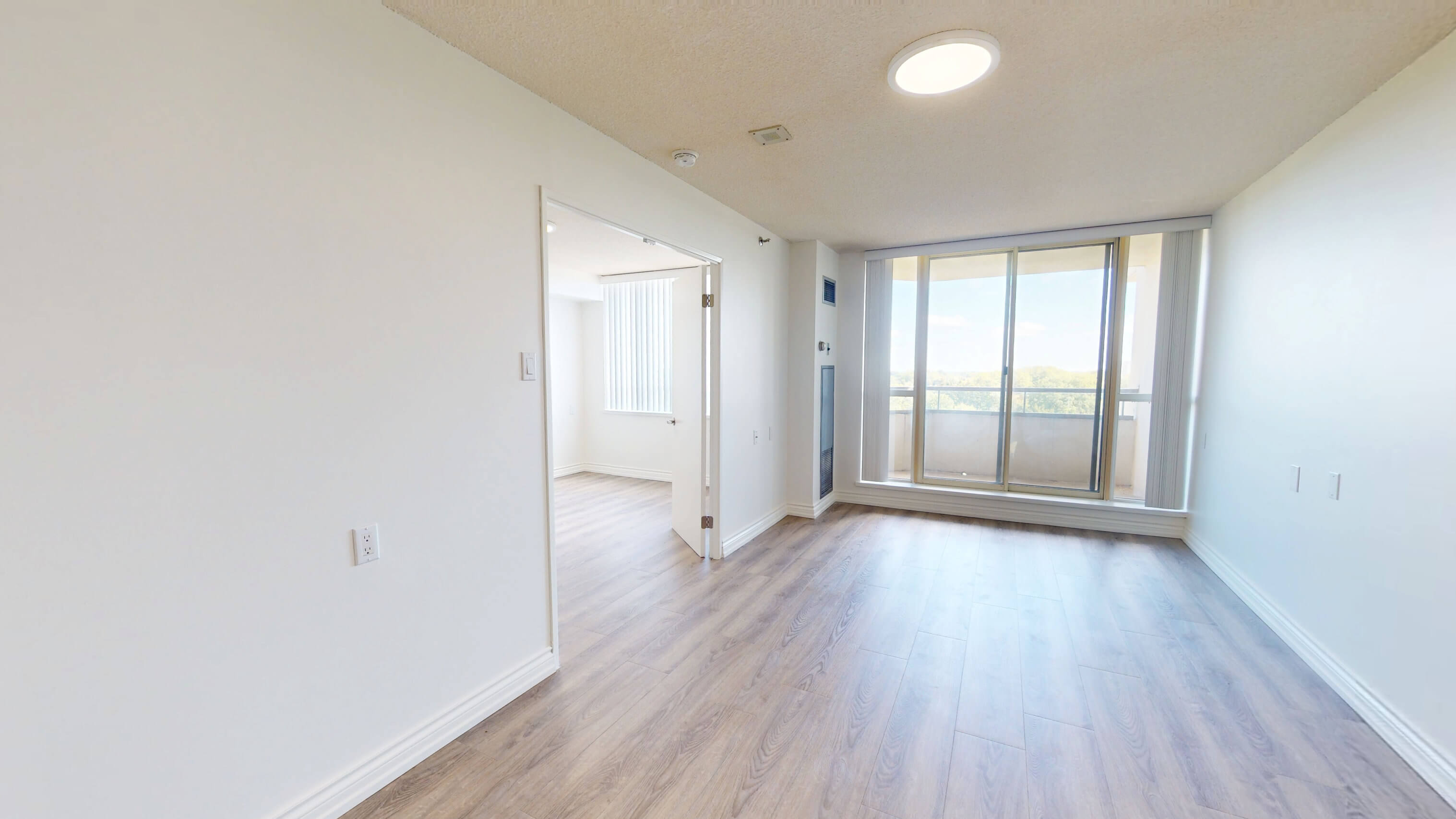 1-Bedroom Unfurnished Suite